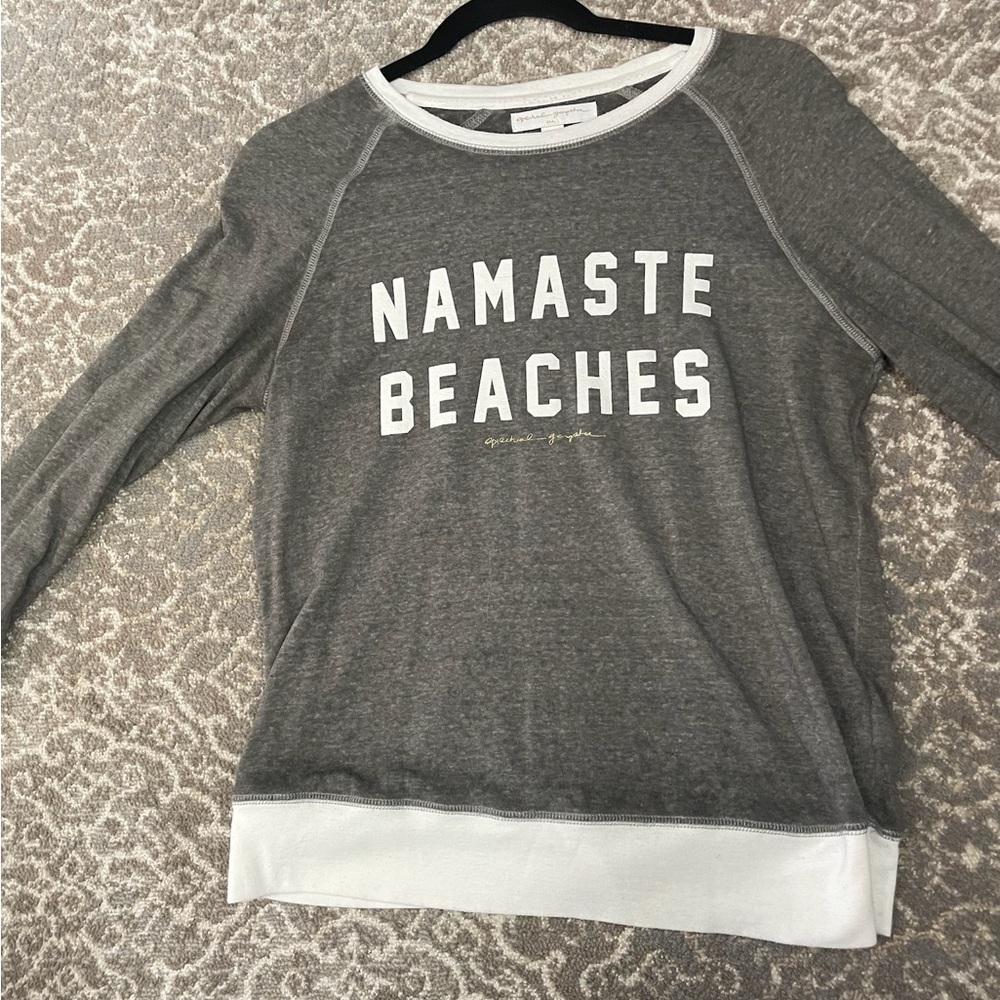 Spiritual Gangster thin perfect shape no stains sweater
